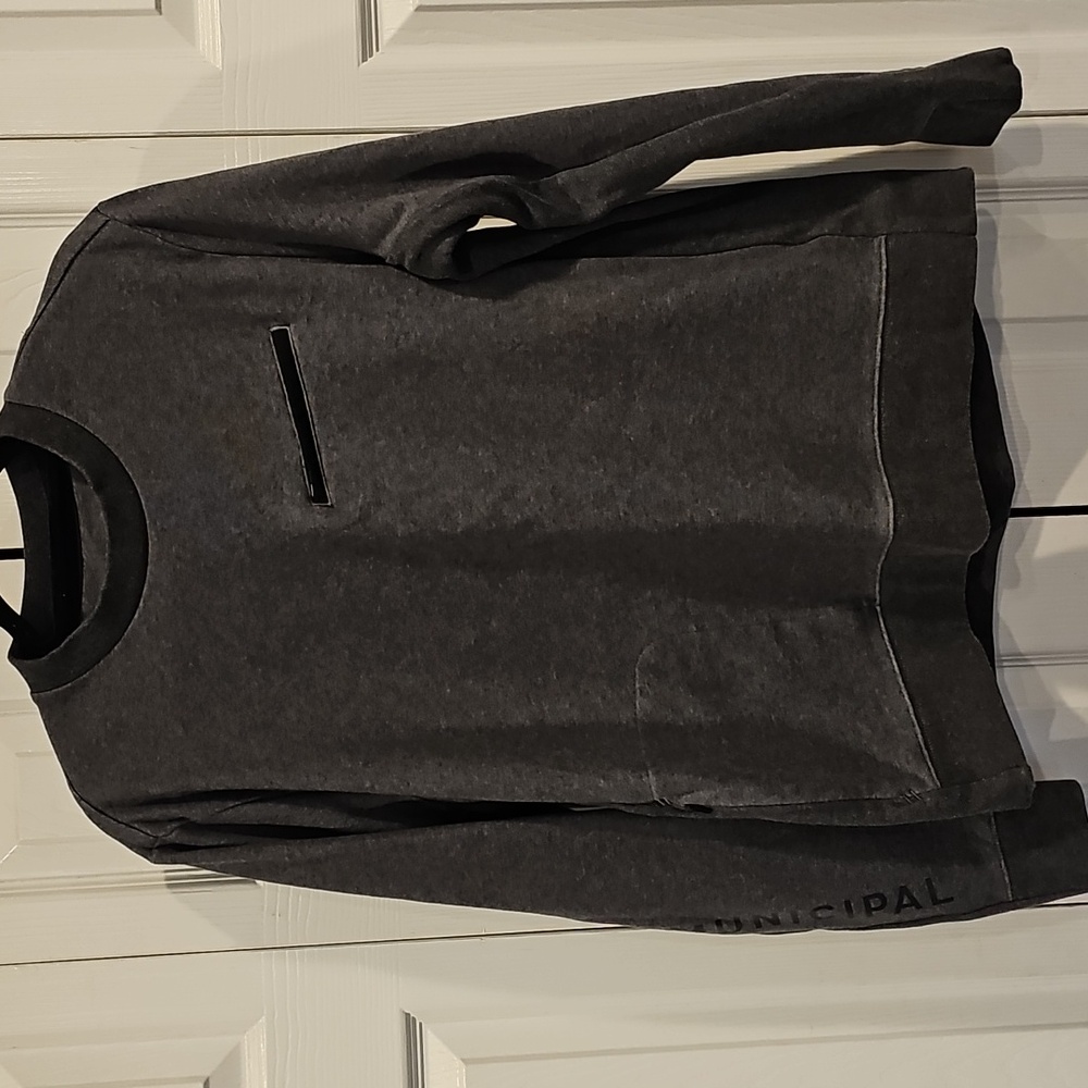 Municipal sweatshirt size medium